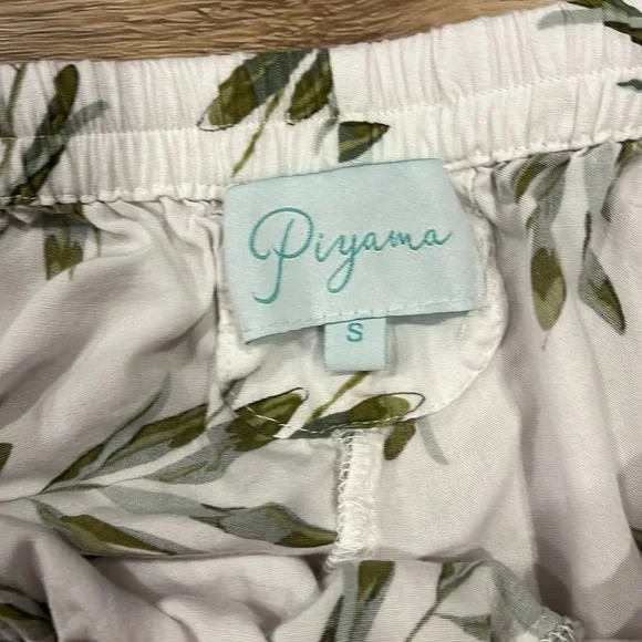 Gorgeous 100% Rayon Piyama Maggie Olive Leaf Pajama Shorts Small - Picture 4 of 6